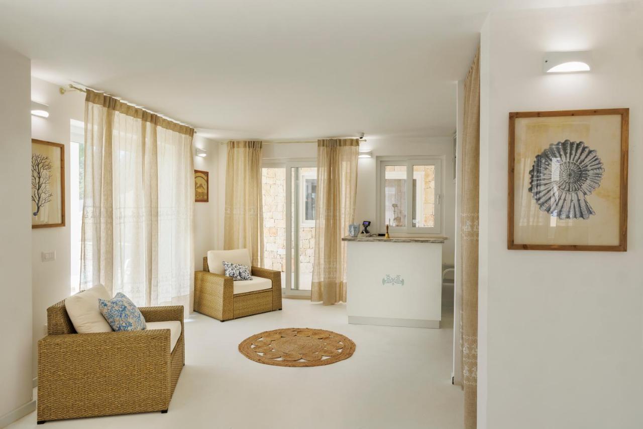 Mercury Beach Hotel Sant'Antìoco Eksteriør billede