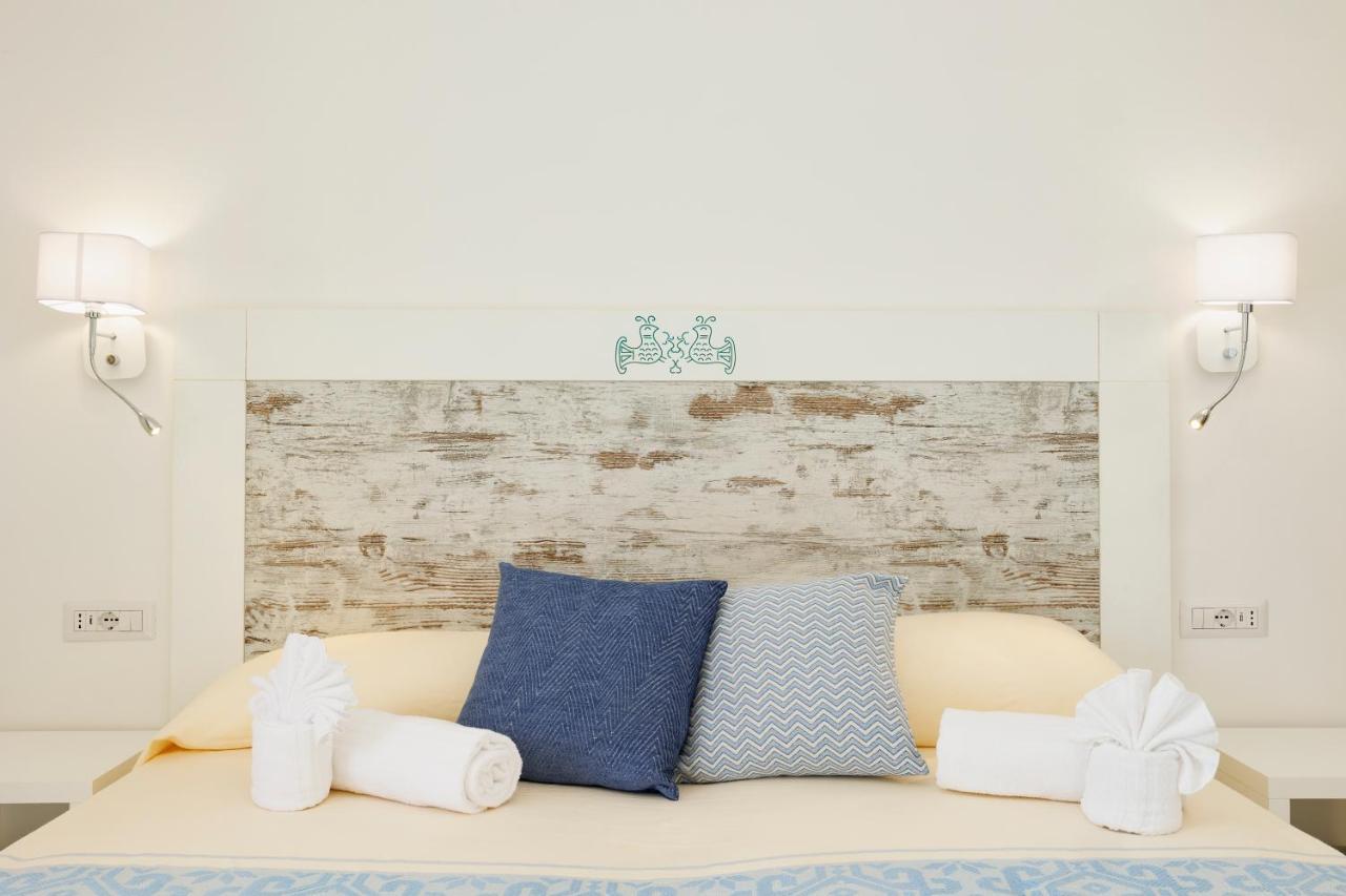 Mercury Beach Hotel Sant'Antìoco Eksteriør billede