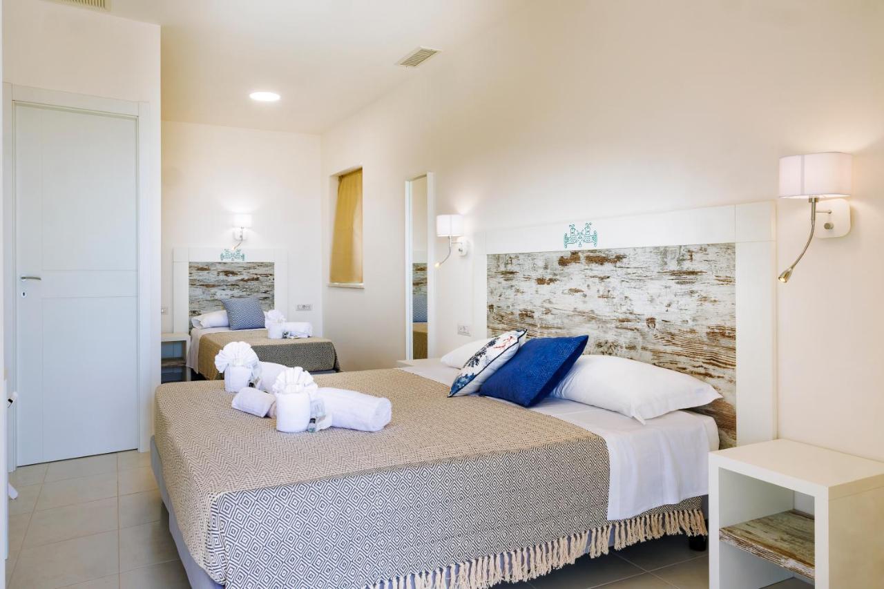 Mercury Beach Hotel Sant'Antìoco Eksteriør billede